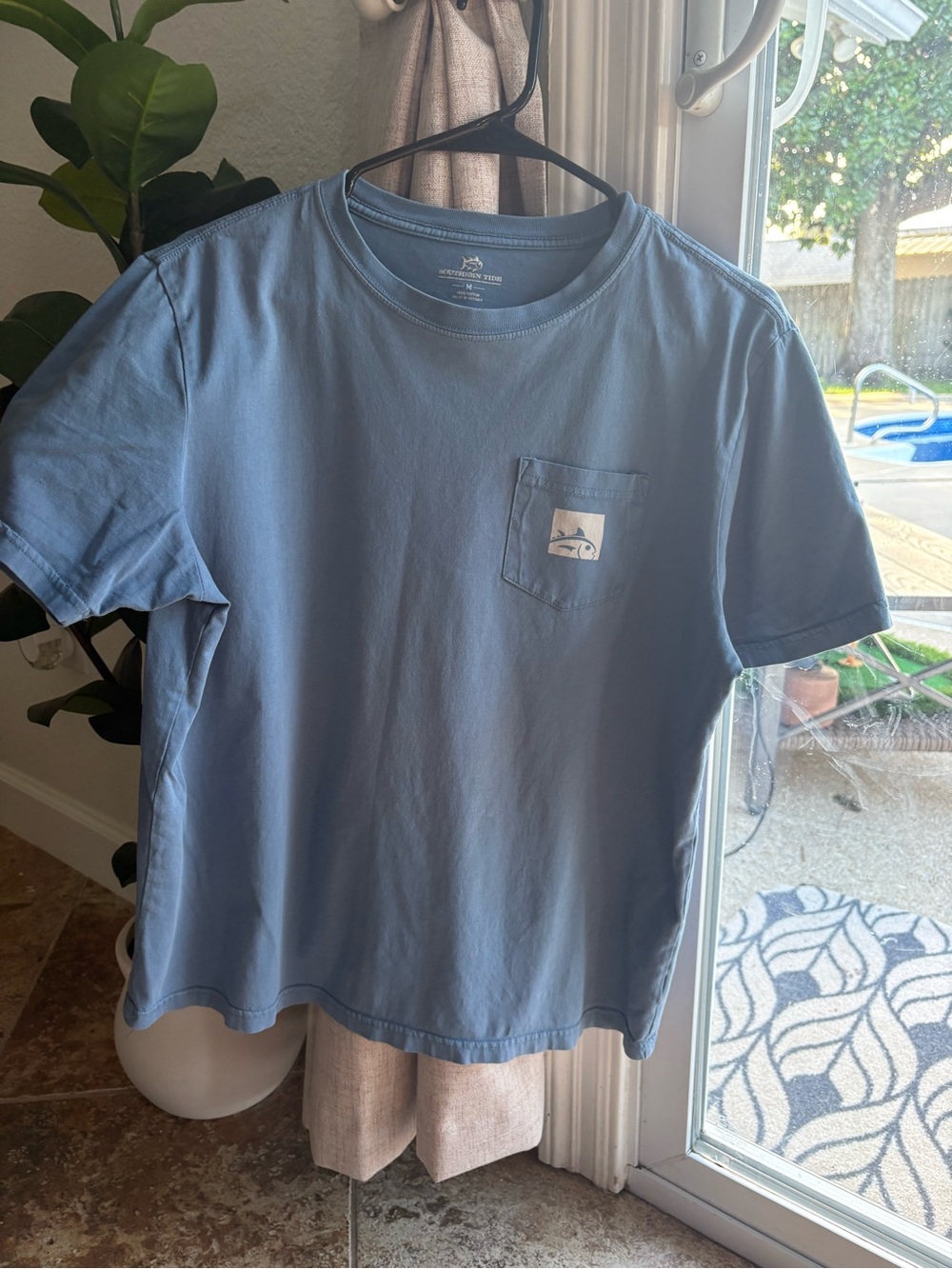 Southern Tide Short Sleeve Pocket Tee in Light Blue